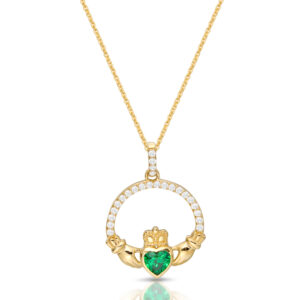 Gold Claddagh Pendant-P063